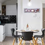 Nobelova Terrace Bliss